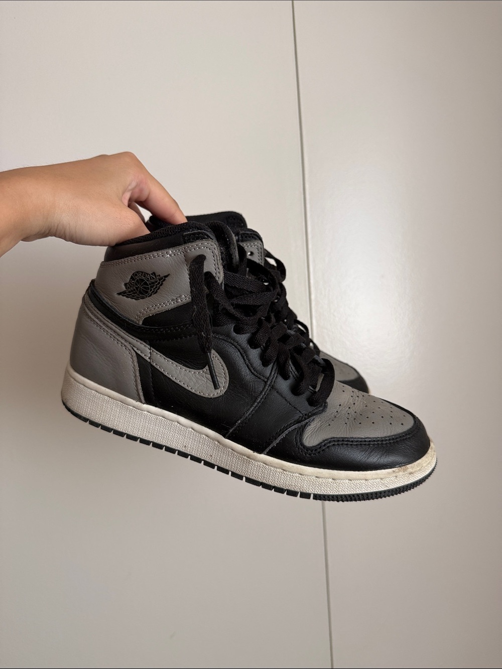 Jordan 1 Shadow High-Top Leather Sneakers in Black and Gray